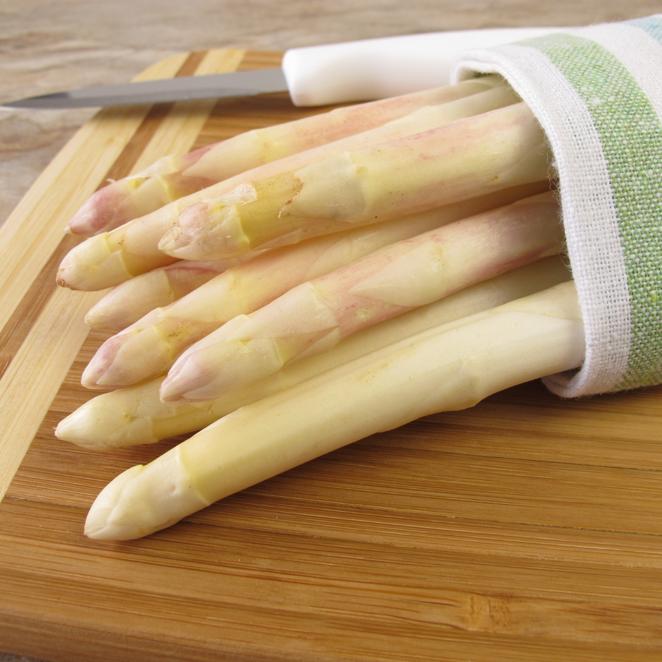 White asparagus seeds - 5